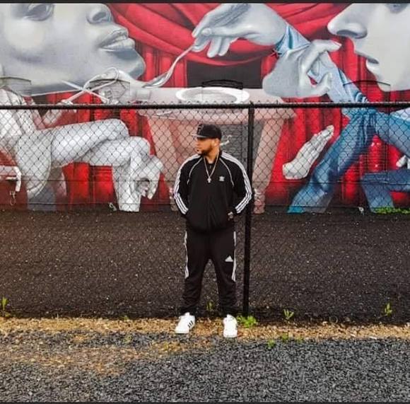 Meet your Posher, Jeriel - Picture 1 of 1